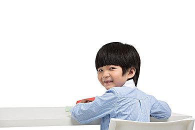 剧透警告 《哥谭骑士》官方攻略书泄露  Boss战布鲁斯韦恩？